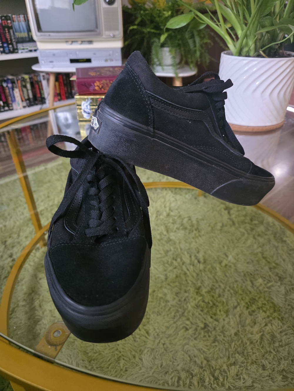 Vans Black Low-Top Platform Skate Sneakers